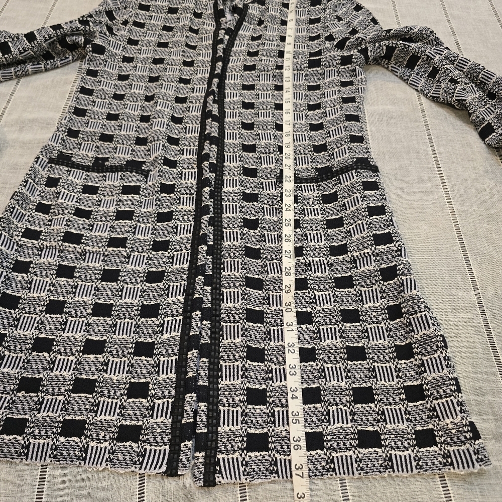 St. John Collection Tweed Black/White Long Jacket Women's 14 Checkered Coat - Picture 5 of 16